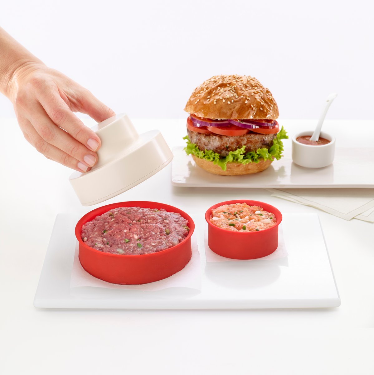 LocalRoot221's tweet image. Happy National #Cheeseburger Day! Celebrate the holiday with custom hamburgers at home courtesy of the @Lekue My Burger kit!

Shop now: l8r.it/MVz1
.
.
#localroot #lekue #popcornmaker #silicone #geniusproduct #musthaveproduct #popcorn #easytoclean #movienight #silcone