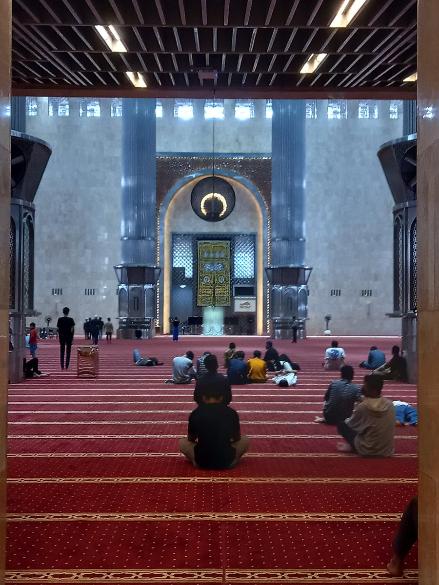 rantiadee's tweet photo. Ya Allah ampunilah kami, ridhoilah setiap langkah kami dan perkenankan kami menjadi hamba yg husnul khotimah. Jika sudah tiba akhir dari kehidupan kami di dunia ini, maka jadikanlah itu menjadi akhir yang terbaik dihidup kami yaitu dipanggil dalam keadaan iman yg sebaik-baiknya🤲 https://t.co/ZzIRqV09dB