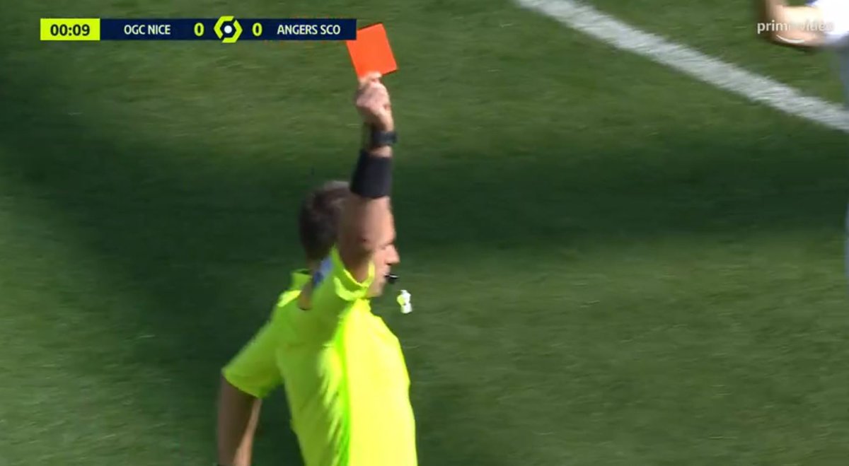 fdgueule_off's tweet photo. Rentrer puis ressortir en 9 secondes, c'est donc ça la définition de précoce ? 

#OGCNSCO https://t.co/5YqIhqQIkG