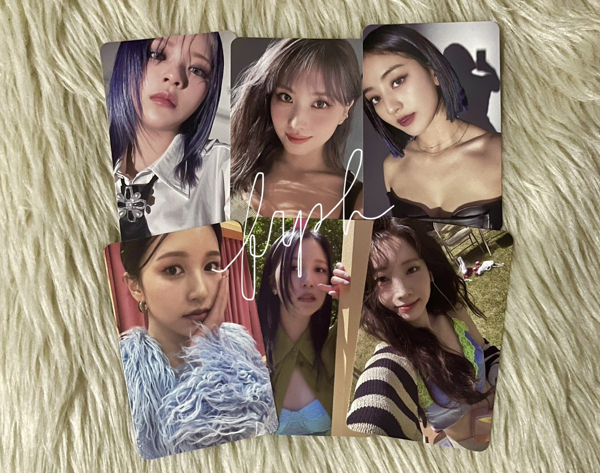 forryuph's tweet photo. ✷ — #frph_onhand wts / lfb | ph only  

twice between 1&amp;2 album photocards
⟢ ₱99 each, must take all (can steal if getting 2 or more)
⟢ ✅ on-hand, sco shipping
⟢ dop: sept 25, shipping on 26 or 28

reply / dm to claim ! ◡̈ https://t.co/T19ZXJtr12