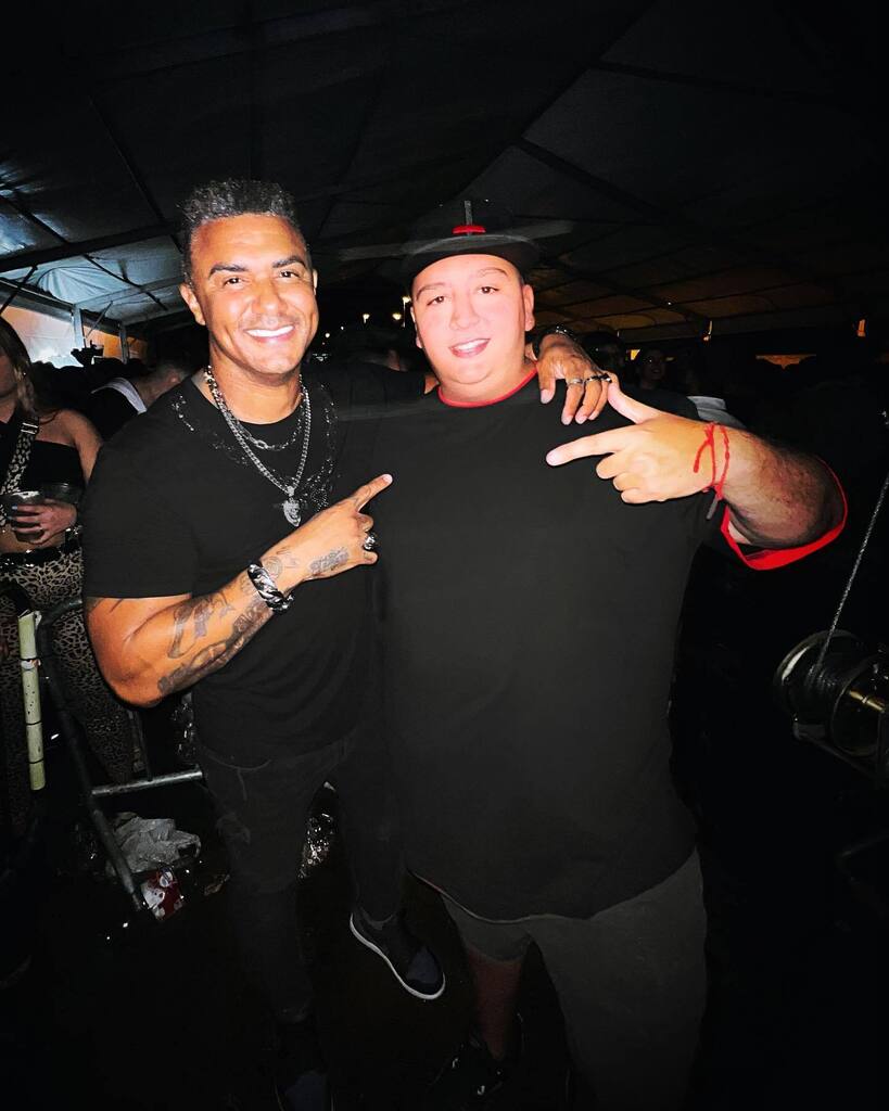 Por muchas veces más 🔥, papá calambre, rompiéndola allá donde va! @henrymendez07 instagr.am/p/CipeZEiD6Ro/