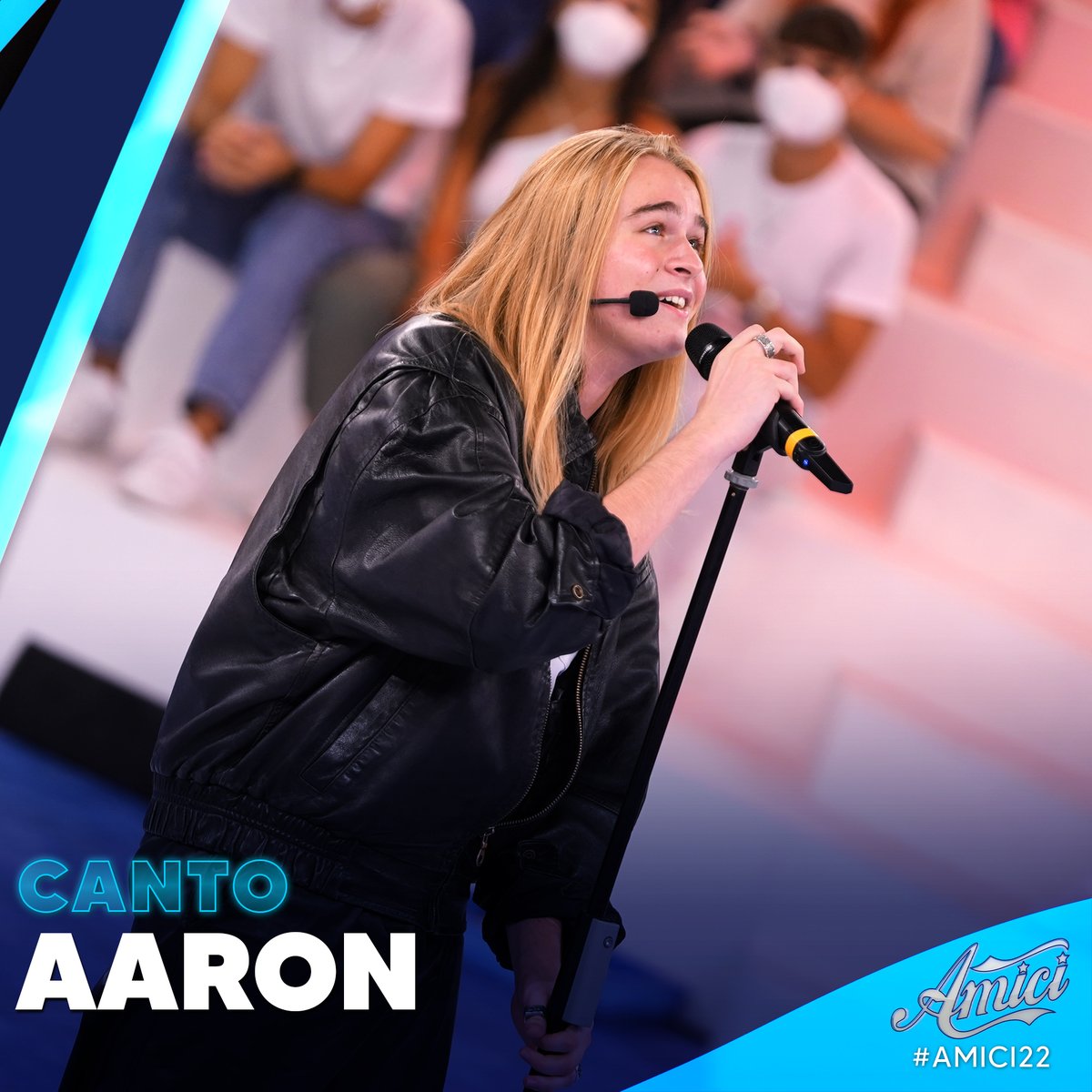 AmiciUfficiale's tweet photo. Aaron per te il banco di #Amici22 è una certezza grazie ai SÌ dei prof Arisa e Rudy Zerbi! 🎊 https://t.co/q3PWLnPCqN