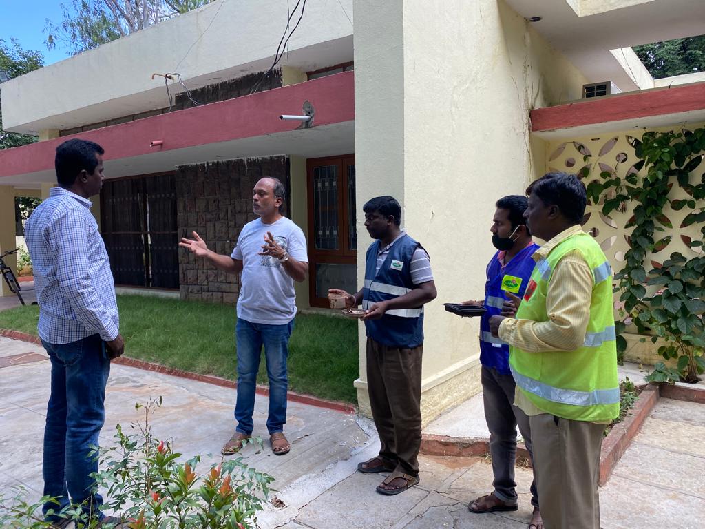 SCharminarzone's tweet photo. Sunday 10 Clock ⏰ 10 Minutes Campagin Participated by DCP జనార్ధన్ రెడ్డి sir , ACP Gangadhar sir others https://t.co/jlEOWcmCYY