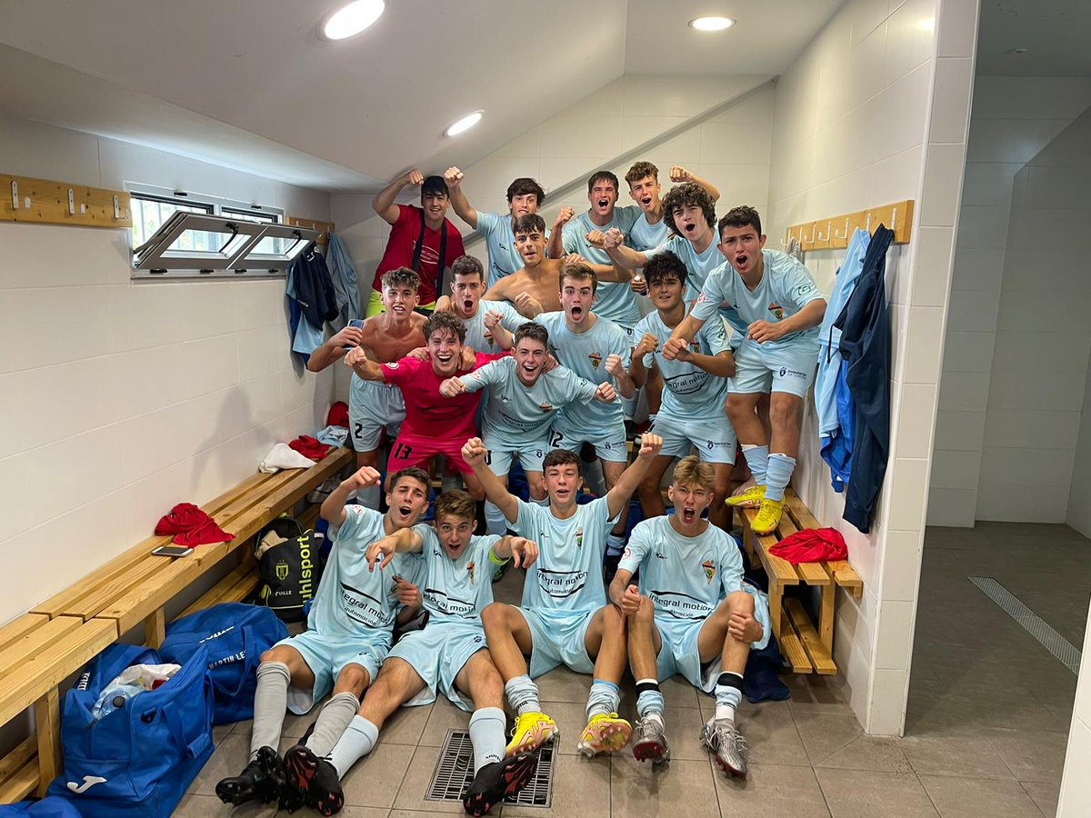 𝐋𝐈𝐆𝐀 𝐍𝐀𝐂𝐈𝐎𝐍𝐀𝐋 | Xuvenil 3⃣-2⃣ RC Deportivo "B"
Vaia estrea na casa en Liga Nacional! 💙⚽