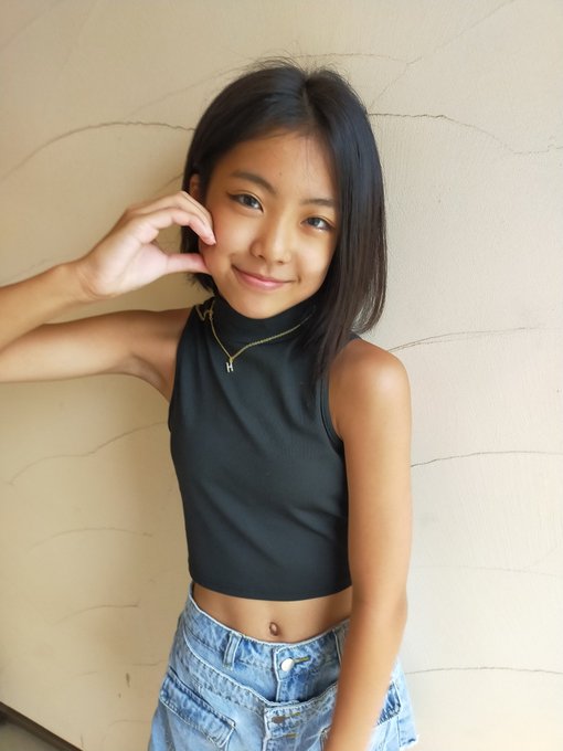 Twitterのコスプレ画像22