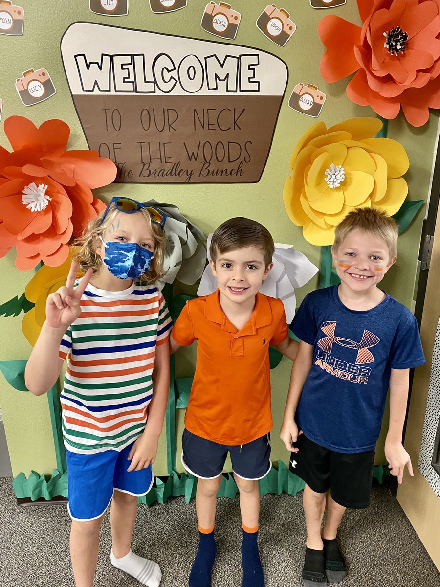 Thankful for a class that fully embraces crazy themed days with me!! 🧡💙🧡💙 <a href="/Apex_AustinTX/">Apex_AustinTX</a> <a href="/RiverRidgeElem/">River Ridge Elem</a>
