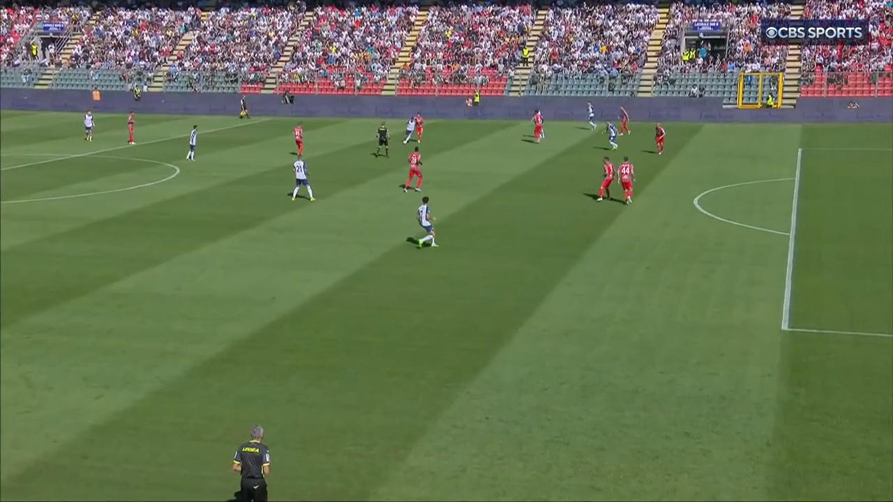 It's that connection again! Sergej Milinković-Savić finds Ciro Immobile who finishes sharply. 💥”