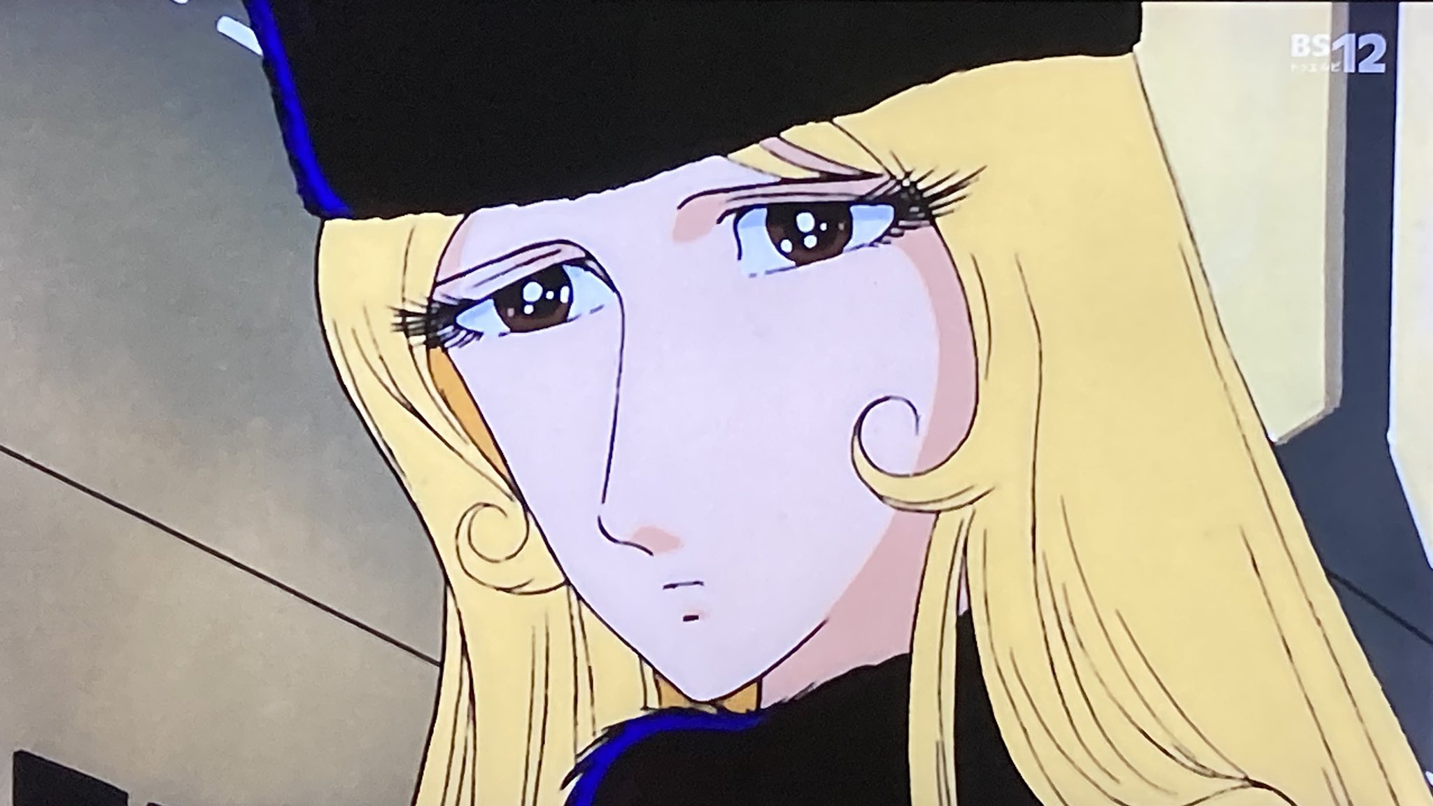 あまちーぱぱ ノンストック メーテルの作画の なんと美しいことか 小松原一男氏の流麗な仕事 中学生の時に 友達と さよなら 999 とどちらが作画が綺麗か と言い争いになったが 私は今でも 第一作 派です 銀河鉄道999 T Co Zj0nliolsb