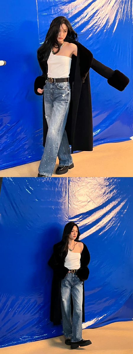 WJSNDAILY's tweet photo. [TRANS] 220917 #XUANYI Weibo/Red update (1)

WB: #ThroughMyCamera My behind photos✌️

Red:
My behind photos📷
[I] post here too💖

#우주소녀 #선의 #吴宣仪 #WJSN https://t.co/8swYyuW85J