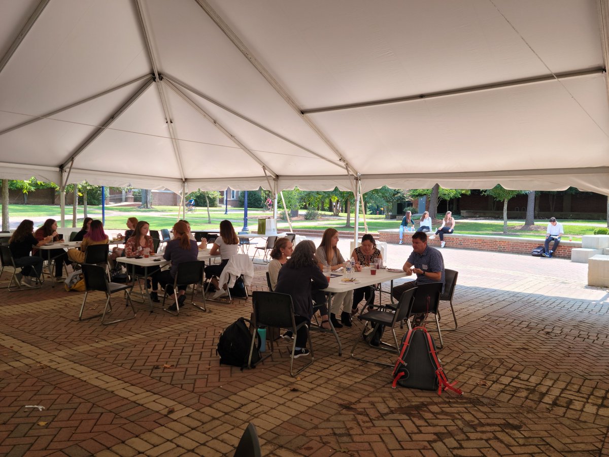 Tara A Pelletier tweet media