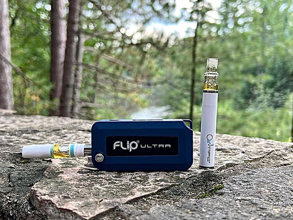 The ultimate travel companions 💨 

From your #1 trusted safe source for innovative vape products. 
O2vape.com 

#vapepen #vaping #vapebattery #mjbizcon #mjunpacked #michiganfarmer #michiganders #michiganawesome #mmmp #vapefam