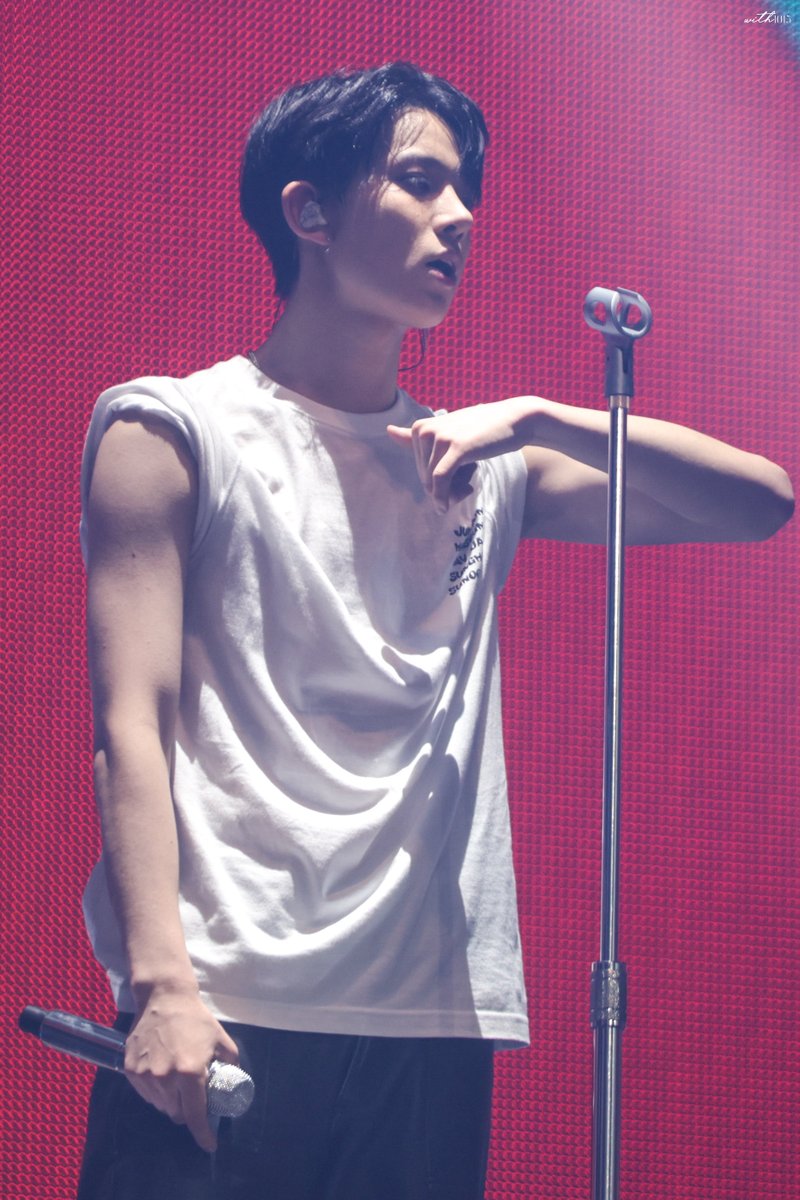 with1015_'s tweet photo. 220917 MANIFESTO SEOUL DAY 1

#ENHYPEN #엔하이픈 #HEESEUNG #희승 #이희승 https://t.co/8U38igZCEP