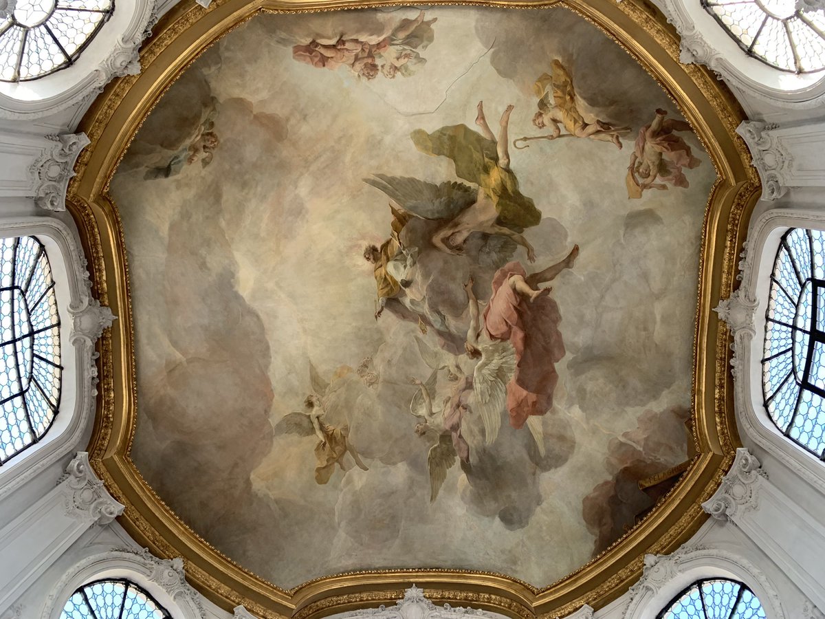 📖 A l’occasion des <a href="/JEP/">Journéesdupatrimoine</a>, je retrouve le président de la <a href="/fond_patrimoine/">Fondation du patrimoine</a> pour découvrir la coupole de la bibliothèque du lycée Henri IV rénovée, un projet soutenu par <a href="/TotalEnergies_F/">TotalEnergies Foundation</a>.