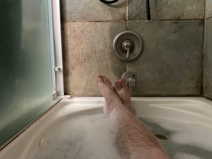 No stream today going to relax and try to get some good sleep! https://t.co/u3lNwNumTF