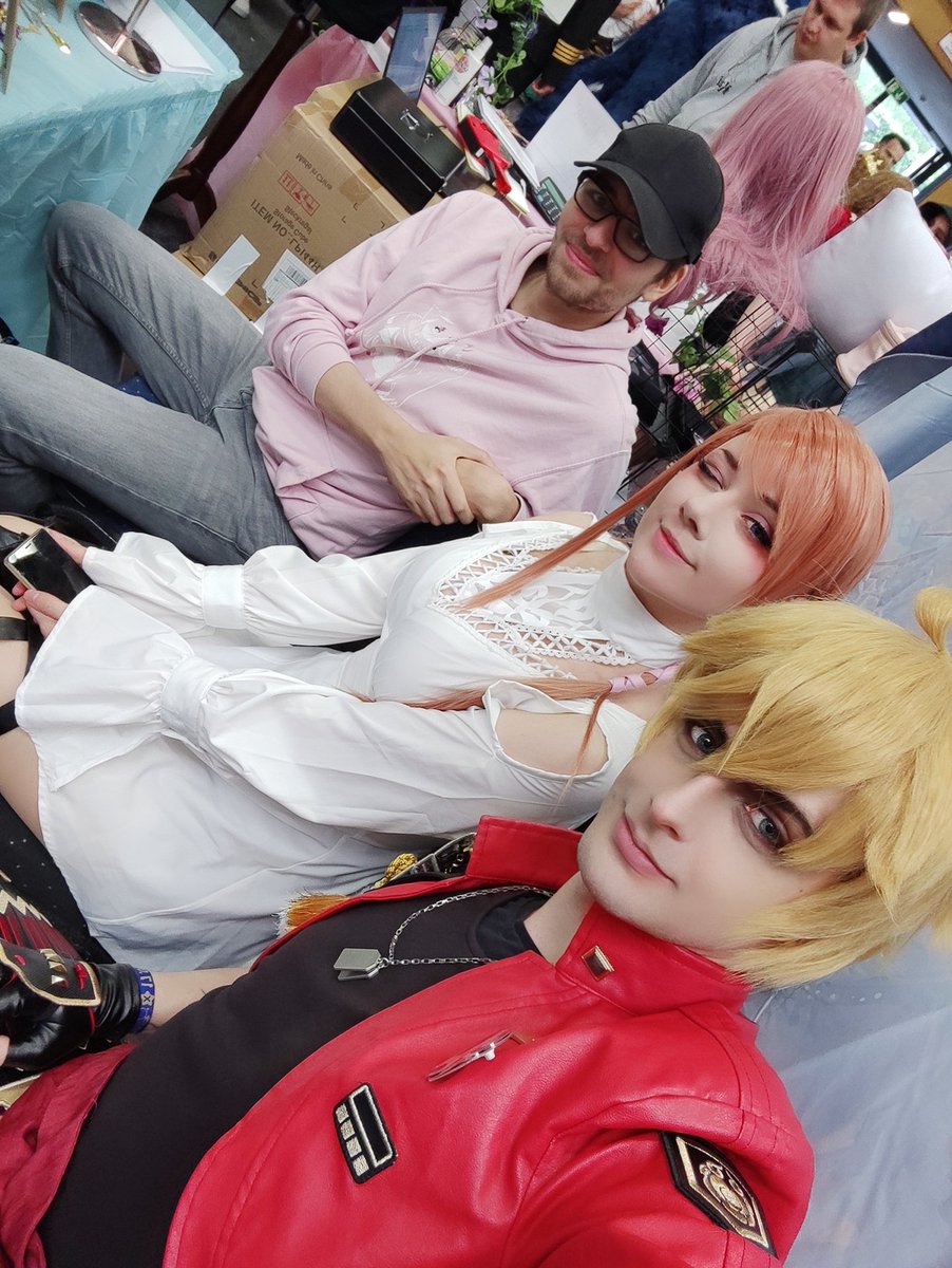 dev_flock's tweet photo. One of my favorite Jenaco photos, thanks to everyone who was there with me :) 

#jenaco #cosplay #Genshinlmpact #genshin #GenshinImpactcosplay #ffxiv #ffxivcosplay https://t.co/VCdbtgOQqe
