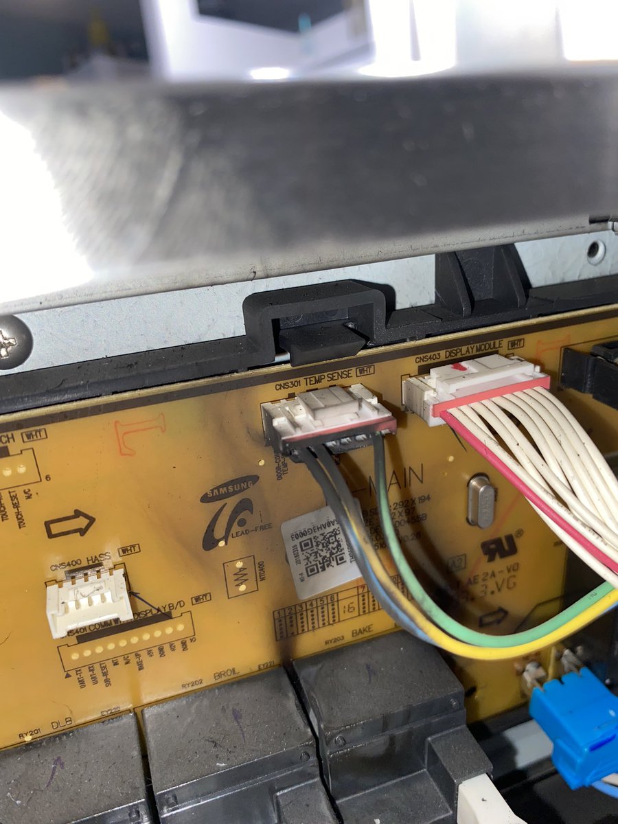 My <a href="/Samsung/">Samsung Electronics</a> fridge and dishwasher both died within 5 years, my stoves yesterday was the scariest. While wife was cooking supper, it started sounding like a microwave and shooting flames out the back of the control panel on wall. Why would your temp sensor plug randomly short out!