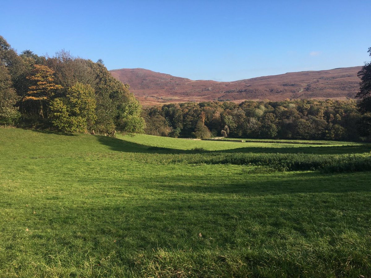 We have late availability in the gorgeous Larch Log Cabin arriving  either tomorrow Monday 19th or Tuesday 20th September, minimum stay 2 nights.  Use the code THORN10 to get an extra 10% off! Book now lakedistrictlogcabinholidays.co.uk

#lateavailability #logcabin  #lakedistrict  #Autumn