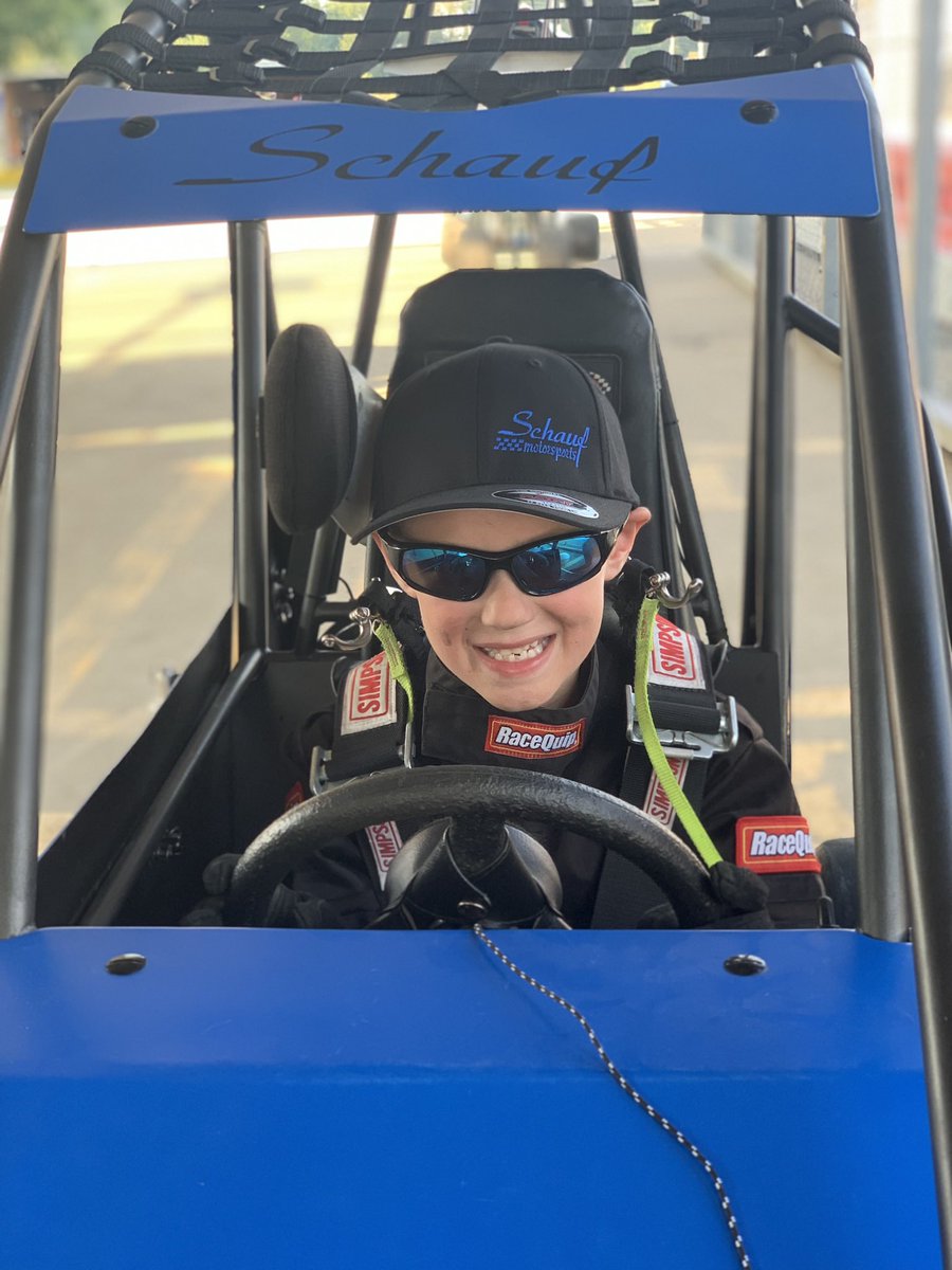 TeamSchauf's tweet photo. It was an awesome night at the race track yesterday. Lelynd moved up to the Jr. Honda class and finished 2nd in both the heat and feature! Thanks for all the support! @pappyspitstop @mittler_bros @SuperCleanTeam @BlasterProducts https://t.co/2AB0ZX80gD