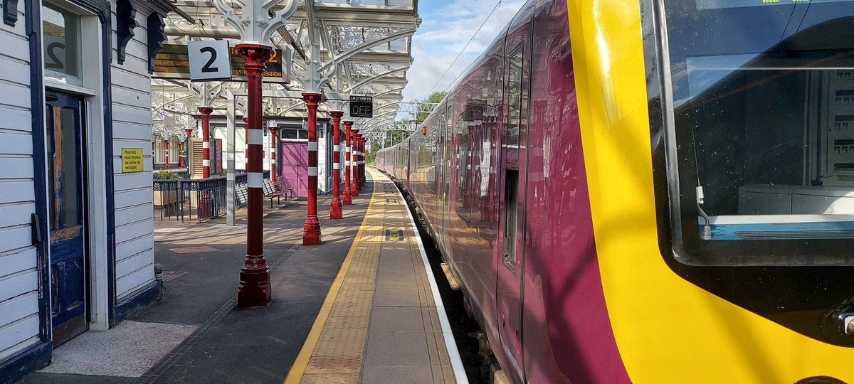 thesatnav89's tweet image. Sunday working 😑 could think of better things to do might as well start by taking this to corby and back up to London then off to notts and back #Sundayworking #keepingtherailwaysmoving