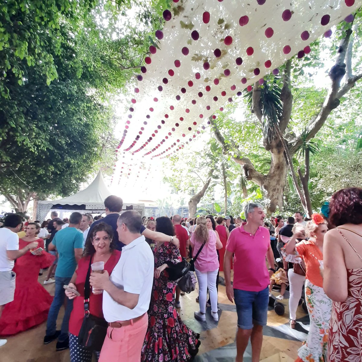 Adam Chandler tweet media