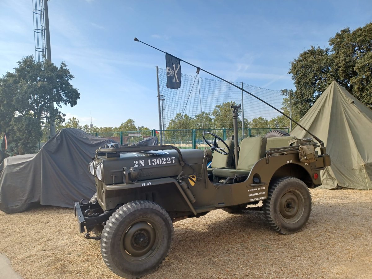 PlataformaMill1's tweet photo. La @PlataformaMill1 #MillanAstray, ha disfrutado esta mañana visitando la #CodexBelix de Las Rozas (#Madrid).
Un conjunto de stands, eventos y recepciones históricas y bélicas, que estarán expuestas hasta hoy domingo.
Os ofrecemos algunas de las imágenes... https://t.co/iJWkRrx7EE
