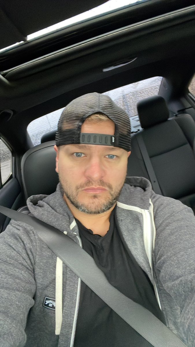 TheVexMilkman's tweet photo. Rainy day https://t.co/Q29tQMdzVz