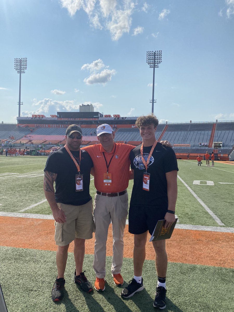christianvcomm's tweet photo. Thank you @CoachLoefflerBG @BGCoachMo for the amazing unofficial visit at BG.  I can't wait to be back! #AyZiggy @CoachSLawanson https://t.co/LQkSmp25tw