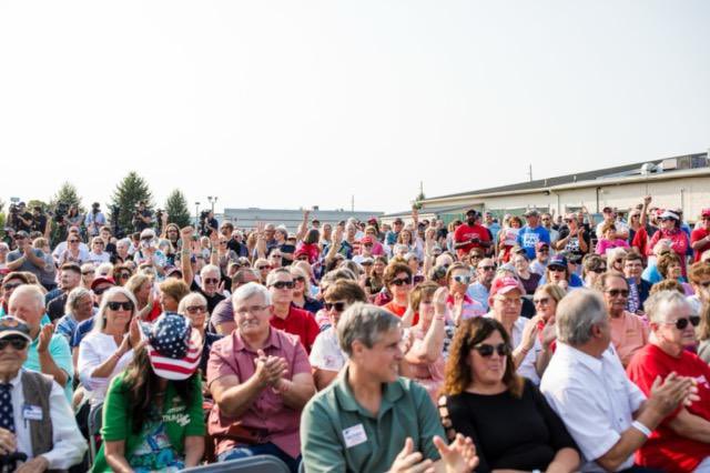 Two events in Chambersburg.    <a href="/JoshShapiroPA/">Josh Shapiro</a> had trouble filling a room.   Meanwhile, 1,200 people attended  our event  #winning.  #momentum   Finish strong