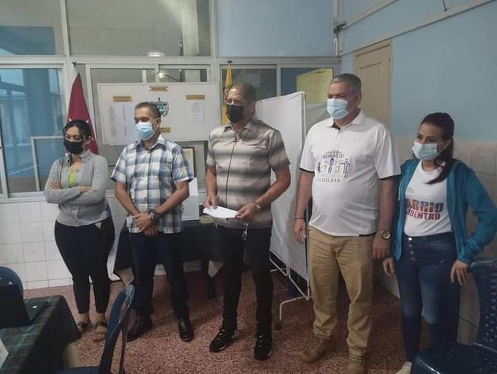 #EnDesarrollo: Colaboradores de la Residencia Mis Abuelos  de la Dirección Nacional de la MMCV  ratifican su voto por el 
<a href="/MisAbuelosColab/">MisAbuelosColabora</a>
#CodigoDeLasFamilias 
#CodigoSi 
#YoVotoSi 
#CubaPorLaVida 
#Cuba