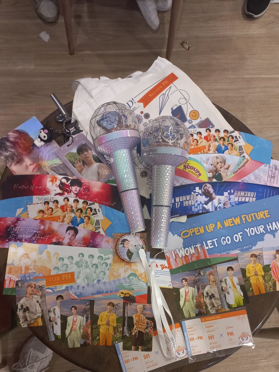 ydwksy's tweet photo. ✈️WELCOME TO _WORLD: SECTOR QZT CSE ✈️

Thank you @jejemakochan @mingguhaeee @yelbtsvt @seventeenphil @CaratLandPH for organizing the cse!!! ❤️ and sa maraming freebies and paraffle!!! Had so much fun today ✨️ #SectorPH #SectorQZT https://t.co/Wdp2Y9tVTv