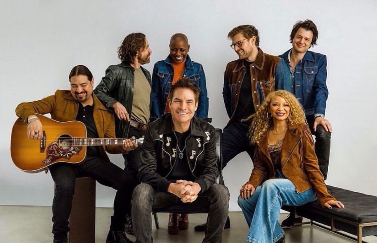 LesFemmesFa's tweet photo. @train https://t.co/JHKcoxn3M3