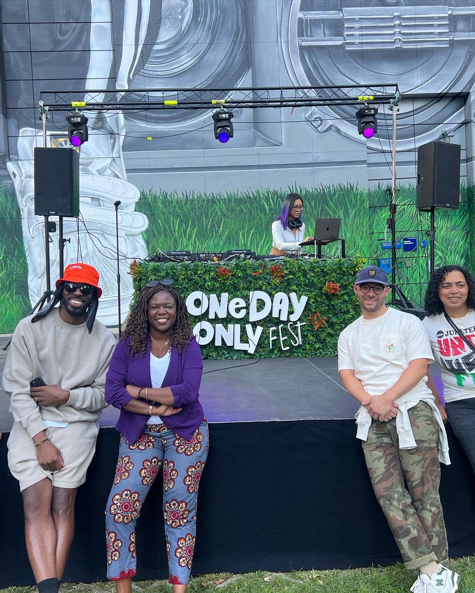 Ruthzee's tweet photo. Yesterday’s One Day Only Festival 2022 was perfect - holding space for local creatives & musicians while creating a fun & inclusive community vibe. Congrats @kickbackboston! #ODOFest https://t.co/5XeyiIFgIS