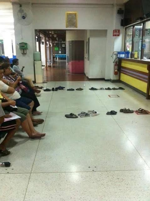 Here in Thailand people really know how to queue.