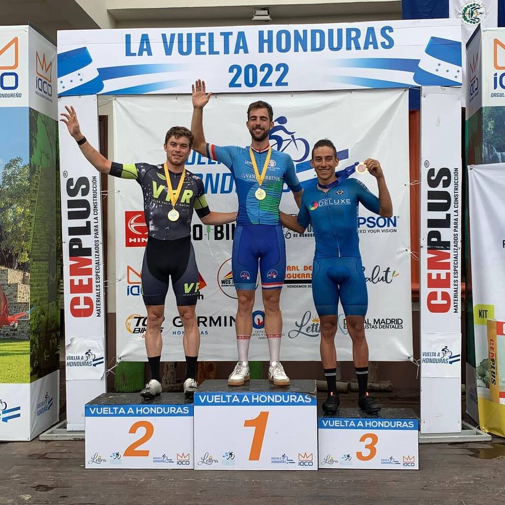 volerracing's tweet image. 2nd place for guest rider @andrew_sparkie on stage 4 of La Vuelta a Honduras! It was a true team effort, starting with @bradd_wiggss helping Andrew catch the lead group of 18 riders before the final descent. Brad and @coolin815 then went to work to bring… instagr.am/p/CipjfKzOS5H/