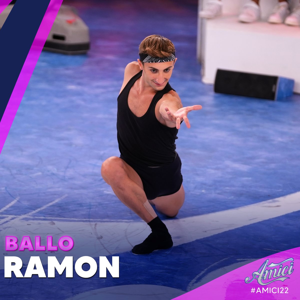 AmiciUfficiale's tweet photo. Ramon è pronto a lavorare con la maestra Celentano e per lui il banco di #Amici22 è una certezza! https://t.co/GDyfB8C6TI