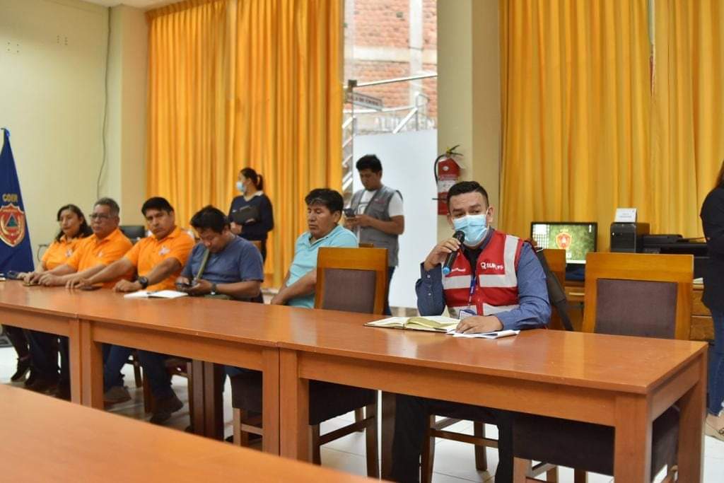 SunafilPeru's tweet photo. #SunafilEnRegiones📍
✅ En #MadreDeDios, participamos en la reunión de instalación del Consejo Regional de Trabajo y Promoción del Empleo de la región, junto con la Cámara de Comercio de Madre de Dios, #UNAMAD, #DRTPE, @GoreMadreDeDios y diferentes gremios. 🤝 💯 https://t.co/IPgnJBpqhP