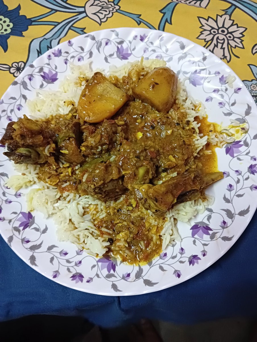 DevKumarB2's tweet photo. Sunday Dinner by 20:00 Hrs
#NavyStyle https://t.co/j3lvkjz2g3