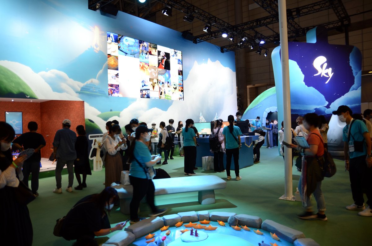 4GamerNews's tweet photo. ［TGS2022］「Sky 星を紡ぐ子どもたち」ブース フォトレポート。東京ゲームショウの会場にファンが集う癒しの空間が現れる

https://t.co/Fg3QAM36ou

#TGS2022 #東京ゲームショウ #sky星を紡ぐ子どもたち #thatskygames #thatskygame https://t.co/3koJfxK9D0