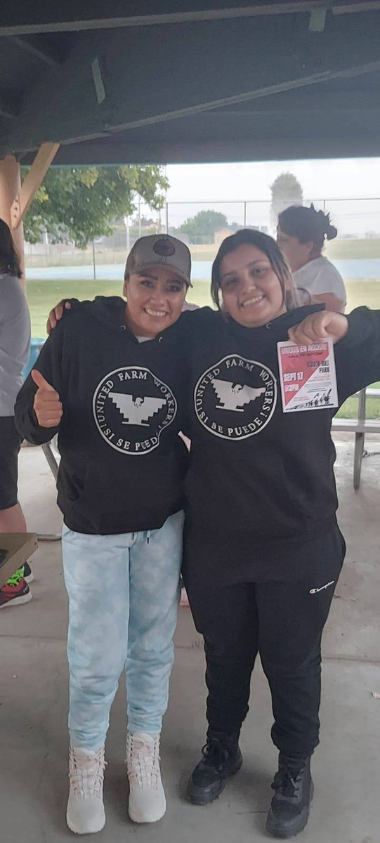 UFWupdates's tweet photo. Daniela & Joceline are Mushroom Workers from Sunnyside WA who are fighting for a union. This week they are organizing their community to march with them & join their fight for fair pay, safe working conditions & respect! #WeFeedYou https://t.co/eTKQsjxYG8