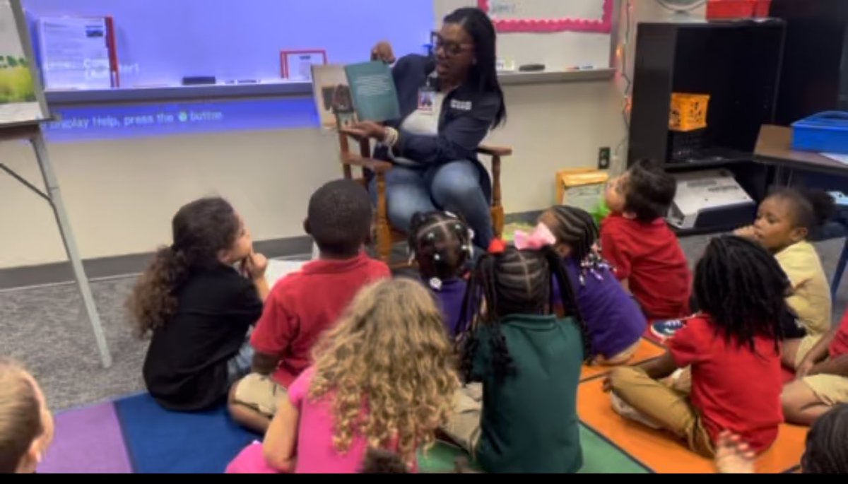 CISD Human Capital Management (@cisd_hcm) on Twitter photo Our Chief of Human Capital Management <a href="/DrPamBerry/">Pam Berry, Ed.D.</a> had a great day reading to our <a href="/CrowleyISD/">Crowley ISD</a> kinder students at <a href="/JackieCardenE/">Jackie Carden Elem</a> Elementary School 📚 #CrowleyPrideUnified Our Chief of Human Capital Management <a href="/DrPamBerry/">Pam Berry, Ed.D.</a> had a great day reading to our <a href="/CrowleyISD/">Crowley ISD</a> kinder students at <a href="/JackieCardenE/">Jackie Carden Elem</a> Elementary School 📚 #CrowleyPrideUnified
