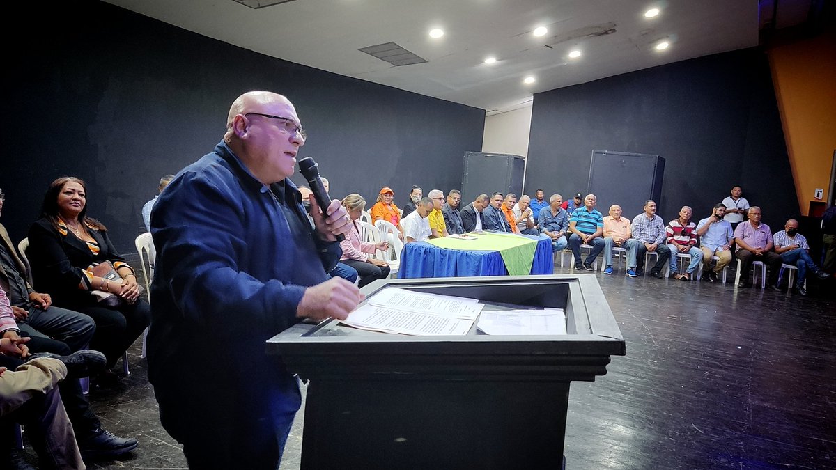 NabilCabimas's tweet photo. En los próximos días se estarán realizando Asambleas de ciudadanos en cada parroquia para establecer prioridades y consolidar el nuevo presupuesto para el ejercicio fiscal 2023.
#NabilAlcalde
#GobernamosJuntos https://t.co/EHrsC8xF1X