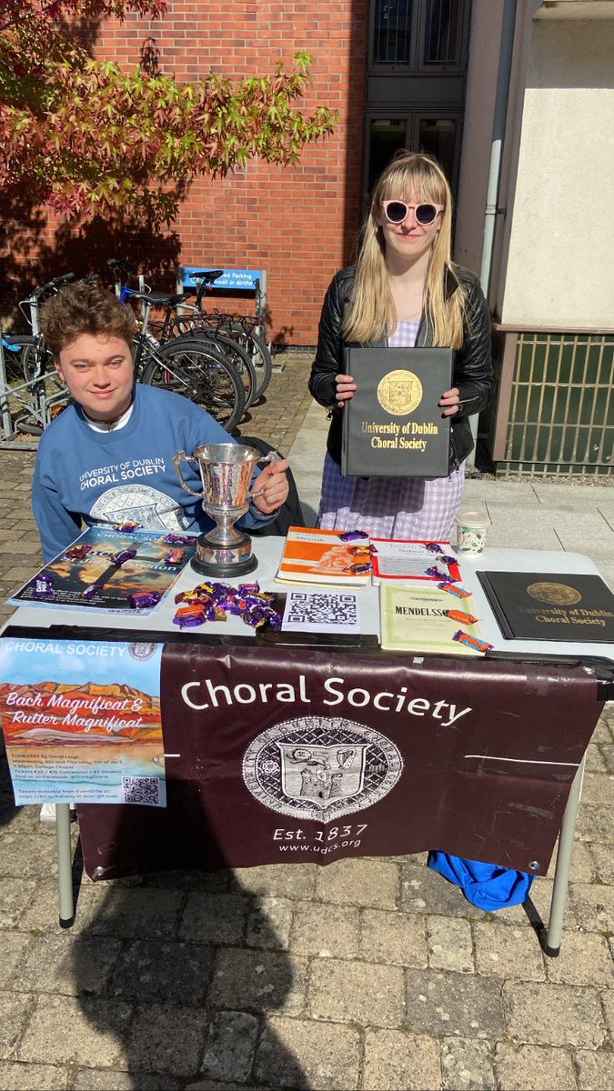 udcs's tweet image. Our Hon. Secretary Conor, and Hon. Librarian, Chloe at Trinity Halls freshers fair today! Come say hi to us during the week on campus!! Sign up now! Link in our bio :)