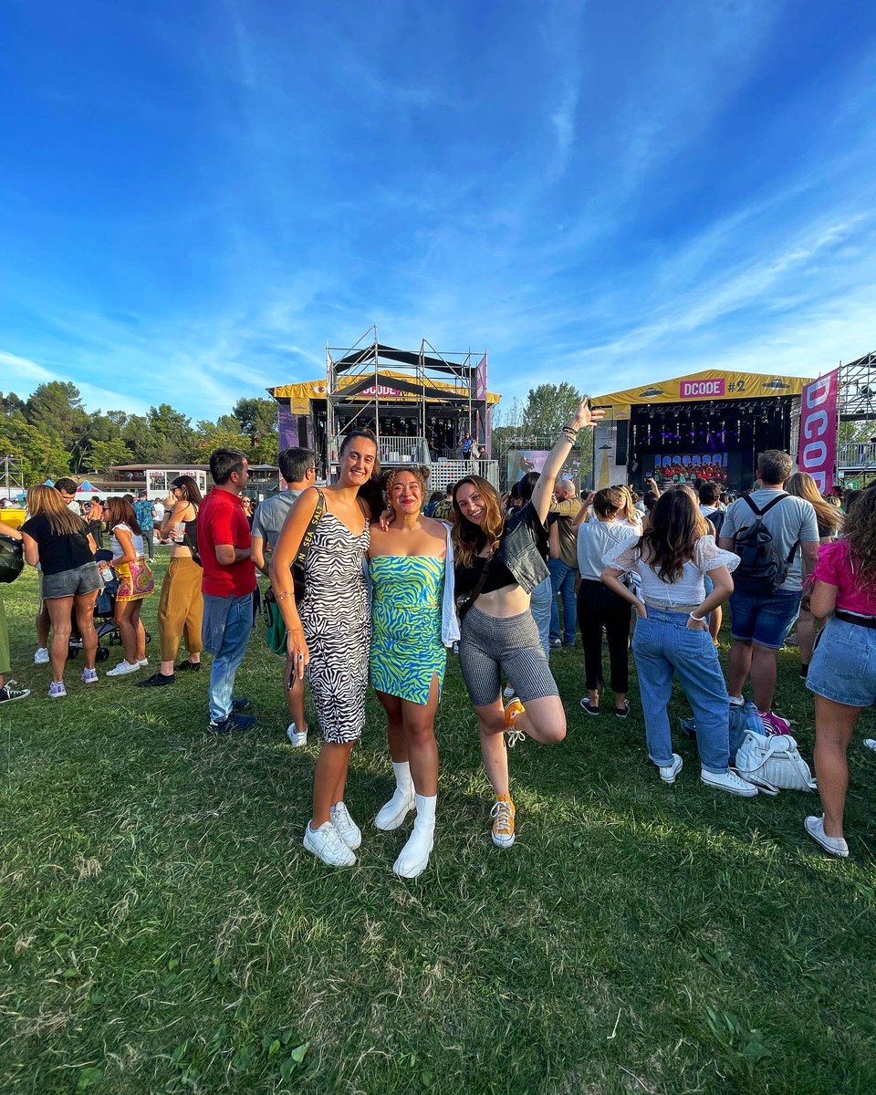 menchgrrb's tweet photo. ✨ Cerrando el verano de la mejor manera ✨ @dcodefest #DCODE2022 https://t.co/vXQO450H8J