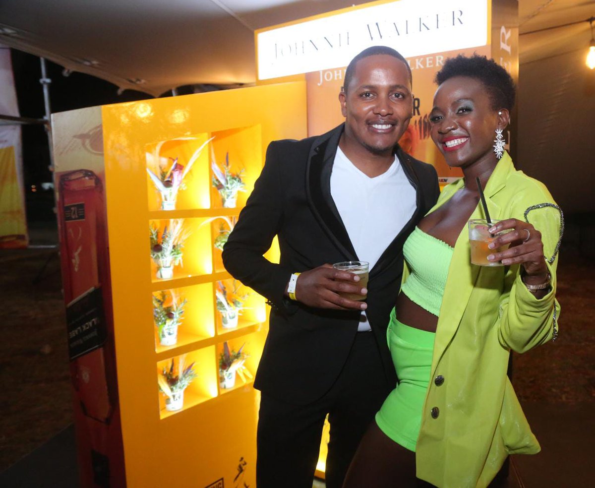 ShoksWaMjengo's tweet photo. Wasee Enyewe being resilient will always pay @johnniewalkerke are unveiling Nyashinski is the New Walker pale waterfront karen #JWxNYASH  
#NewWalkerIncoming 
#KeepWalking https://t.co/b3zY1lfaDW