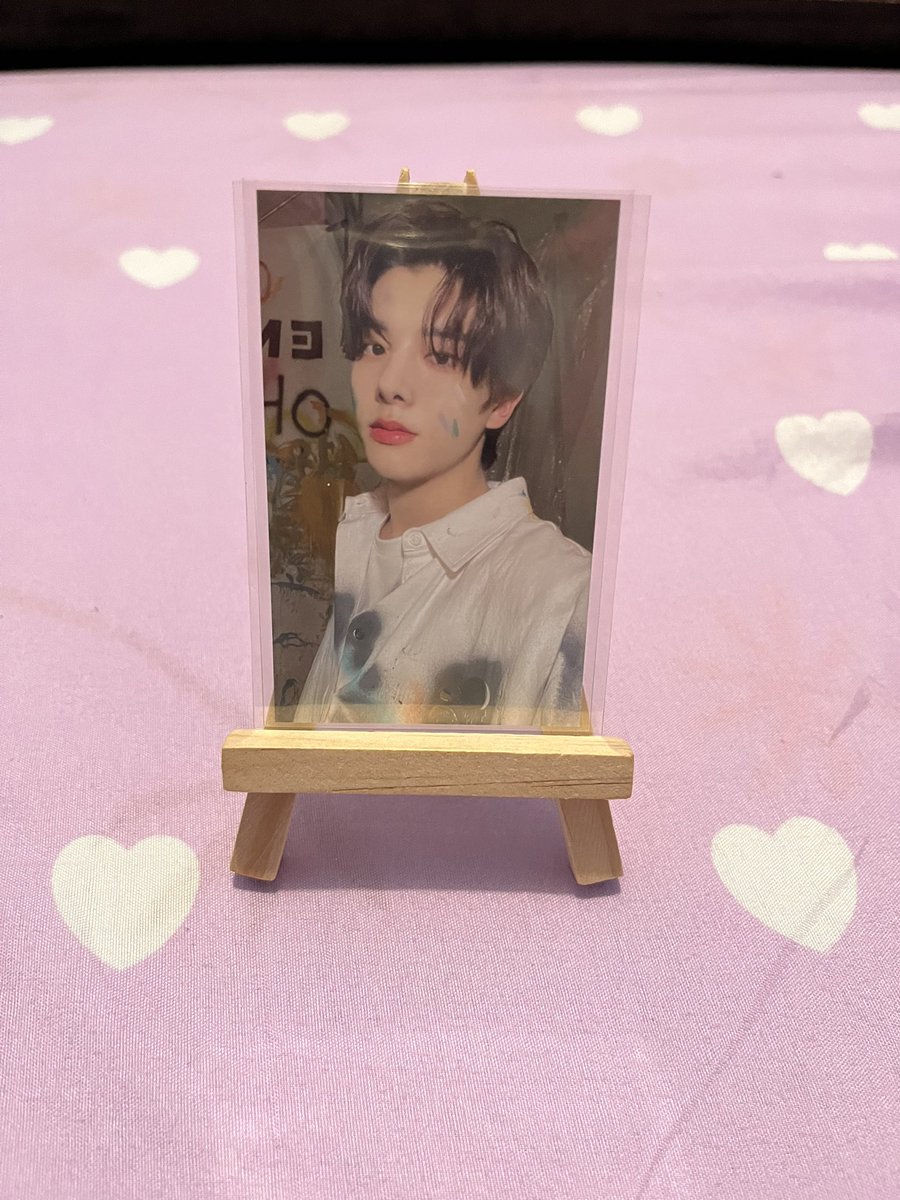 cashewdriven's tweet photo. received jake super safely and quickly din, thank you so much!!! @gracesvt25 #gracecart_feedbacks https://t.co/CLULmbgsYP