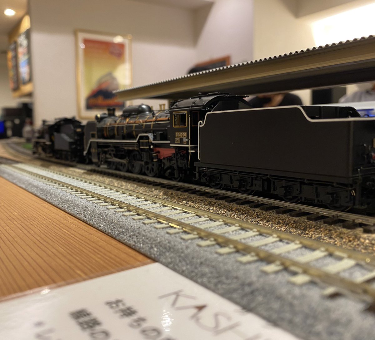 hudj3a's tweet photo. 純鉄ラインさんのイベントに参加しました！電車率が高く機関車好きの私には非常に刺激がありました…次回も楽しみにしてます！

Some pictures I snagged from a visit to a model train Youtuber’s event today…there were so many trains that I’ve never seen before! https://t.co/jZ1P1GwrhG