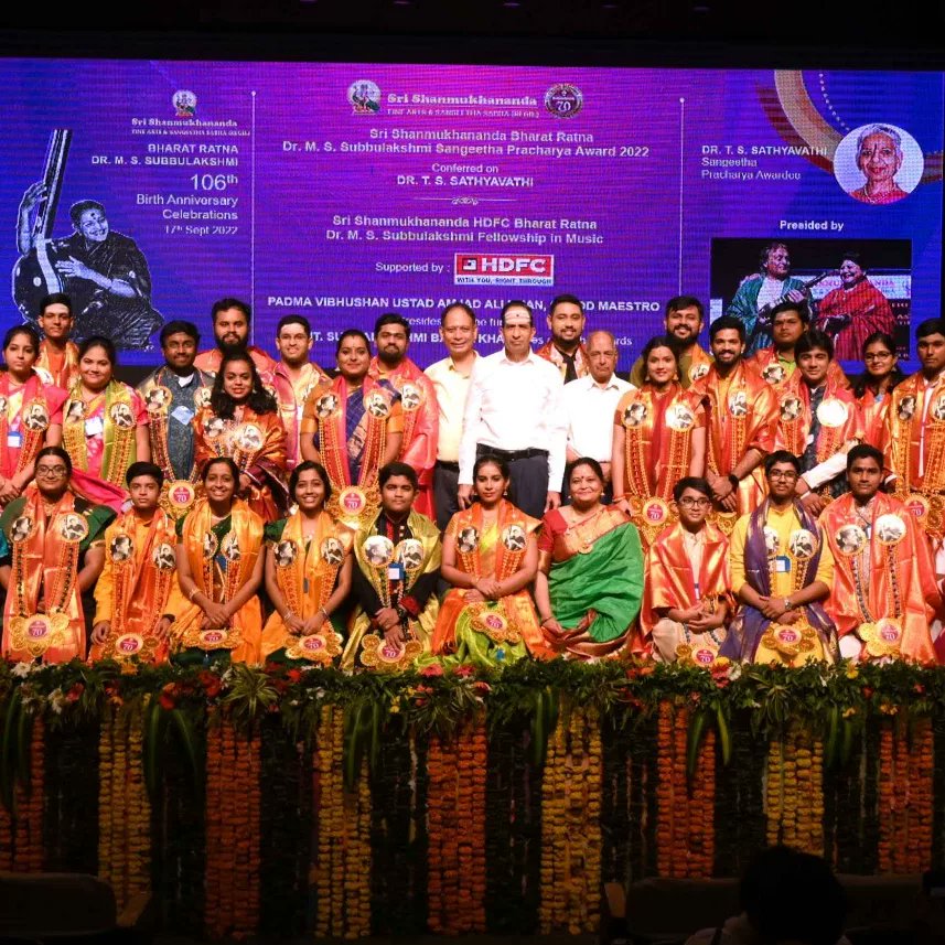 Honoured to be receiving the Prestigious Bharat Ratna Smt.MS SUBBULAKSHMI Fellowship Award instituted by the esteemed Sri Shanmukhananda Sabha Mumbai from the legendary Sarod Maestro Padma Vibhushan Amjad Ali Khan Sir ❤️😊🙏 #award #awardfunction #blessedmoments