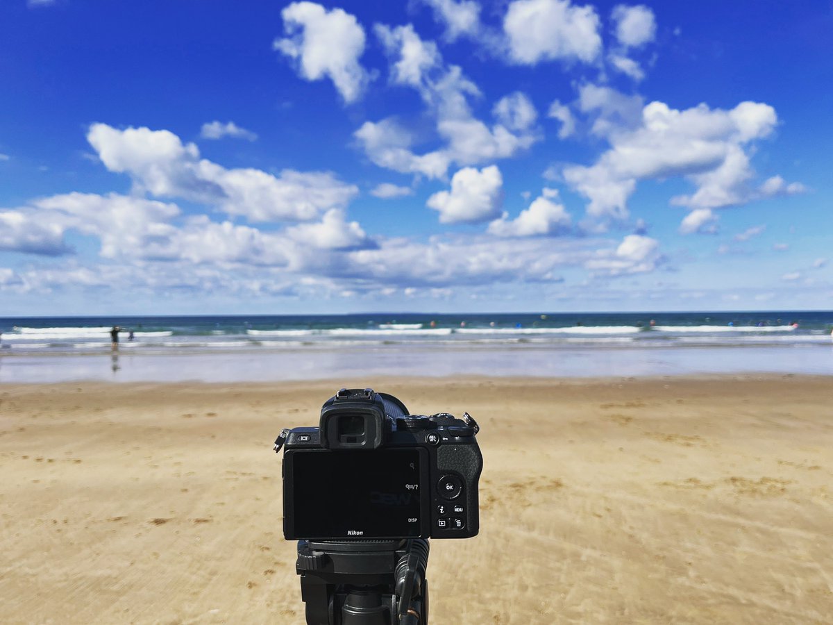 WoolacombeSurf's tweet photo. Epic morning on the camera with #thesimpsons #sky! 🌝☁️☁️ #woolacombe #surfschool #surfcentre #northdevon #woolacombebay #surfphoto #surfvideo #videocoaching #improve #fun #livewhatyoulove https://t.co/pZIrdcDenE
