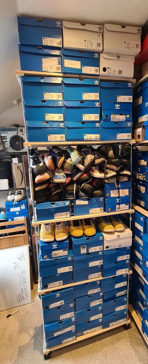 elplucko's tweet photo. 👀👀👀👀👀
Ever wondered what 61 pairs of SL's look like? One whole rack of em!
👀👀👀👀👀
#adifamily
#SL72
#SL76
#SL7600
#ShareYourStripes https://t.co/eevXUb1Wk1