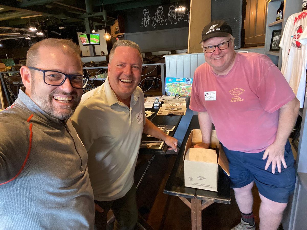 rene_rondeau's tweet photo. What a great time. Thanks for the visit #rdtvreunion Amazing TV 📺 family we have at RDTV. Great friendships started here and continue still. Till next time. #rdtv #ckrd #chca https://t.co/DCf8qC0tNA